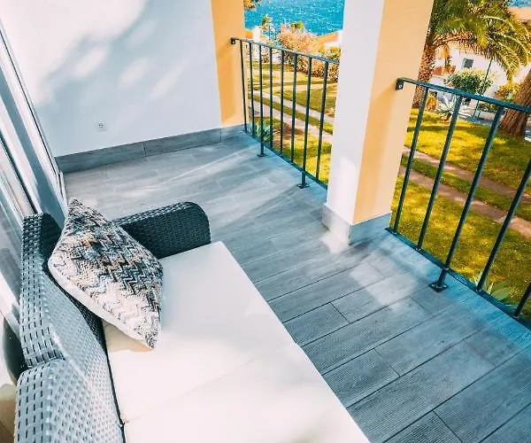 Sea Breeze Ii 公寓 卡尼索